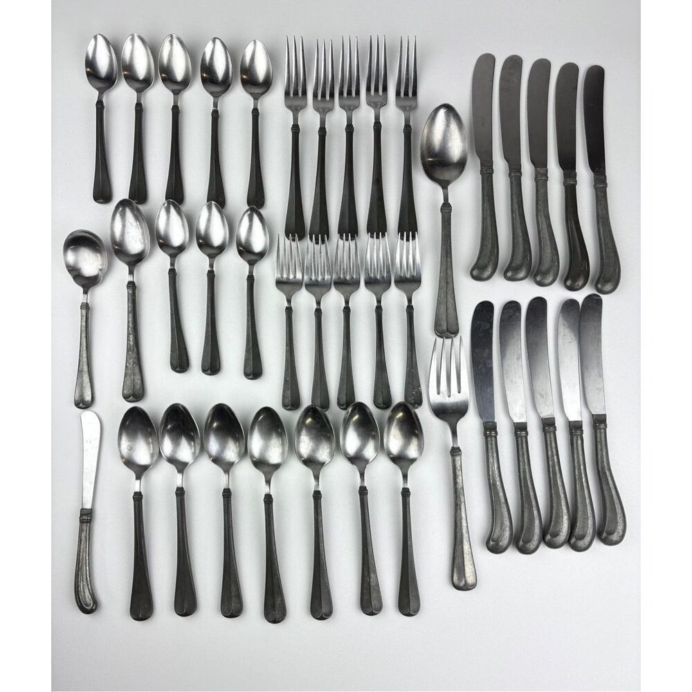 International Pewter Fairfield Flatware Pistol Knives Spoons Forks Set of 41 J26
